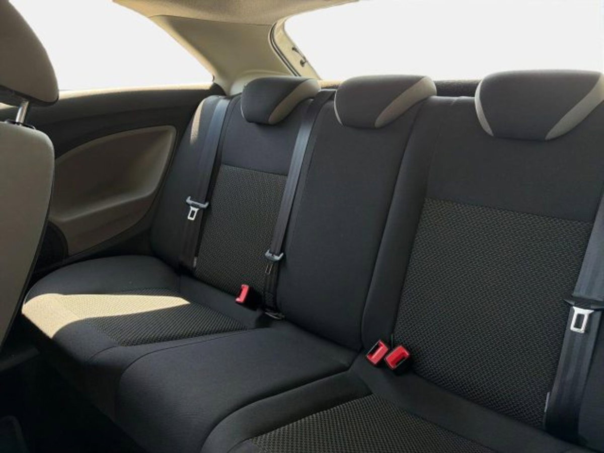 SEAT Ibiza 1.0 75 CV 5p. Connect Grey (13)