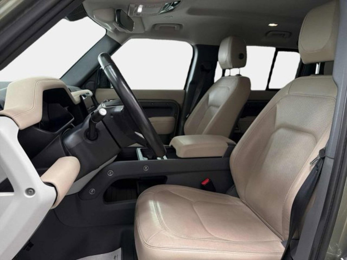 Land Rover Defender 110 3.0d i6 mhev X-Dynamic SE awd 200cv auto (8)