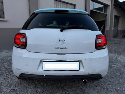 Ds DS 3 Coupé DS 3 1.6 e-HDi 90 airdream Just Black (5)
