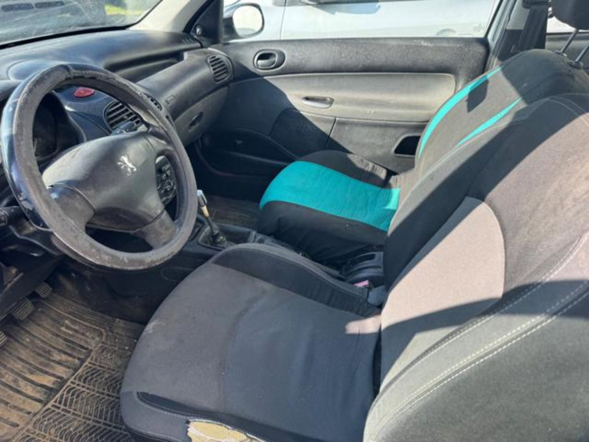 Peugeot 206 HDi 3p. XAD Van (6)