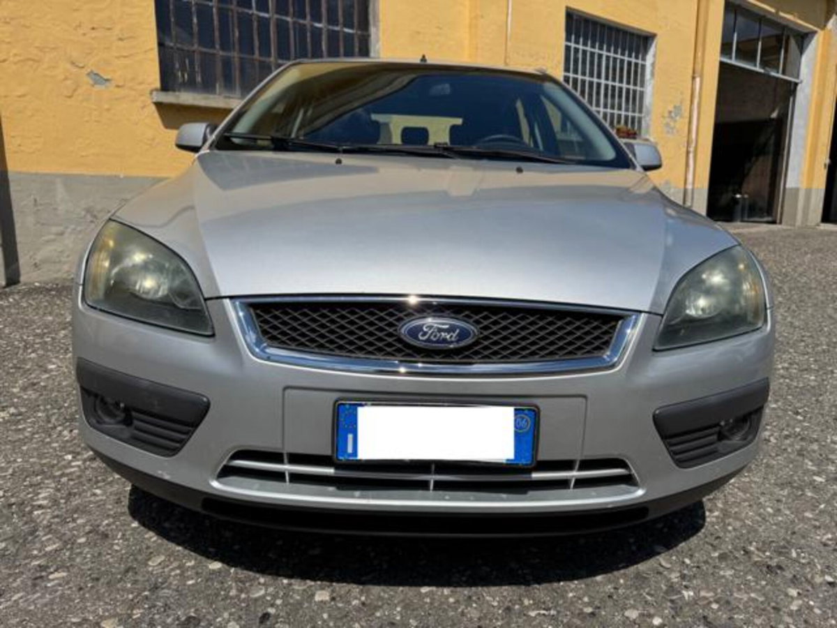 Ford Focus 1.6 TDCi (90CV) 5p. (2)