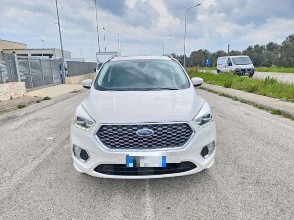 Ford Kuga 2.0 TDCI 180 CV S&S 4WD Powershift Vignale (2)