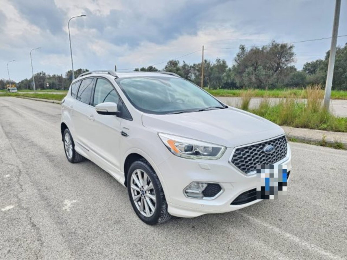 Ford Kuga 2.0 TDCI 180 CV S&S 4WD Powershift Vignale (3)
