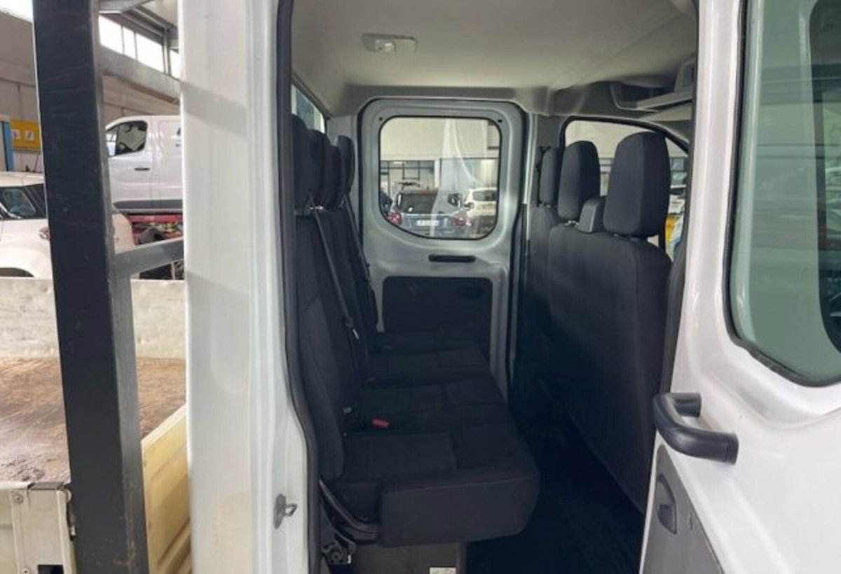 Ford Transit transit 350 tr.post. 2.0 tdci 170cv d.cab. trend L4 r.gem. E6.2 MY19 (8)