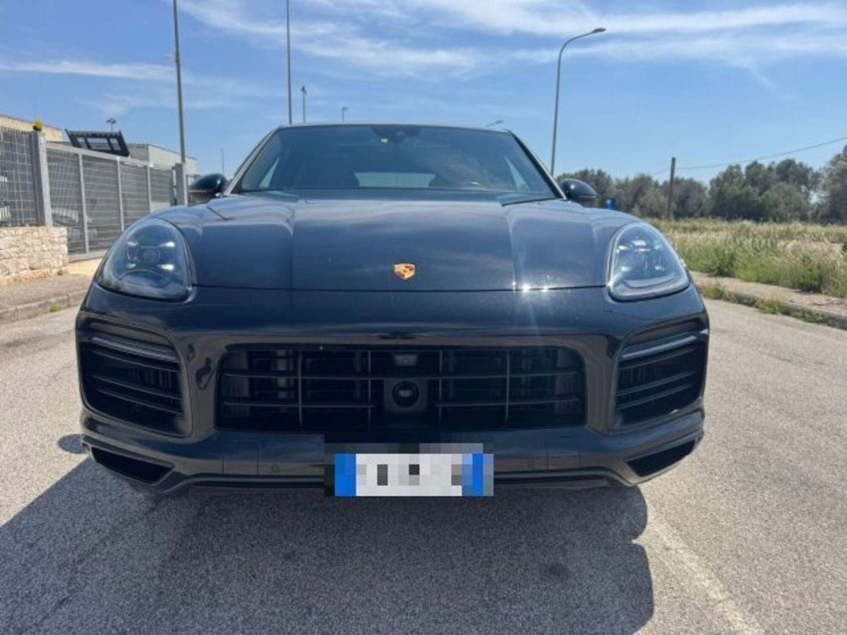 Porsche Cayenne Coupé 3.0 V6 Platinum Edition (2)