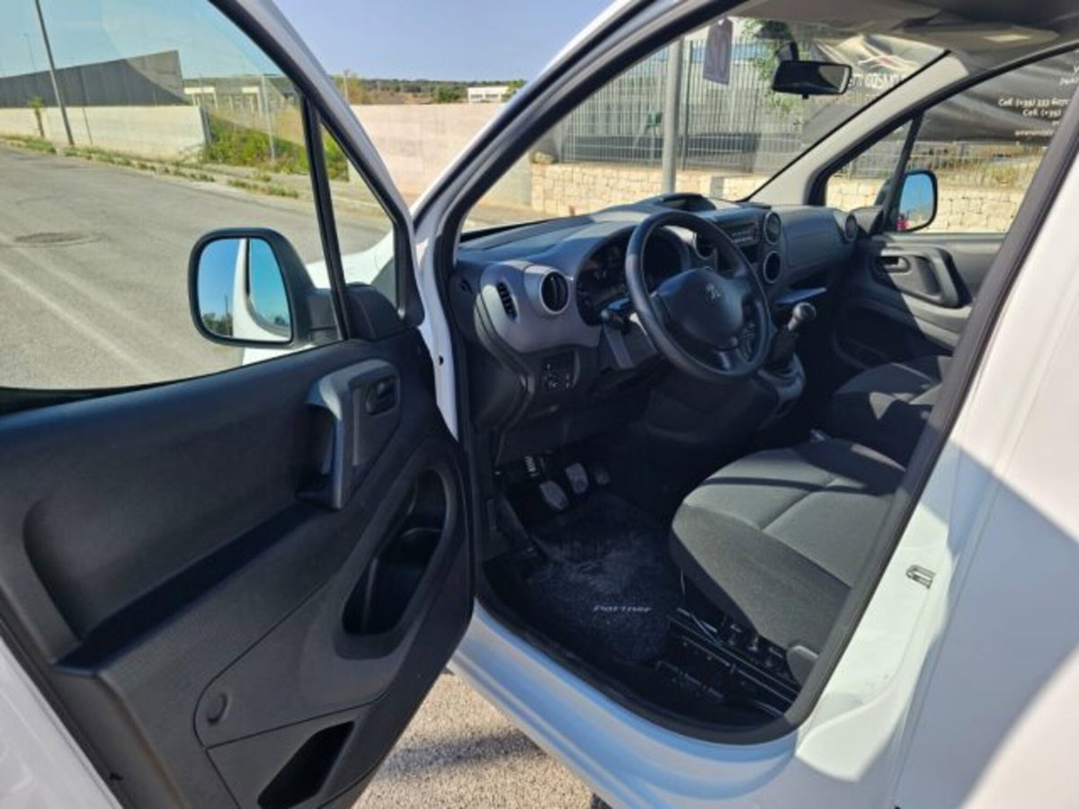 Peugeot Partner Mix BlueHDi 75 Access (11)