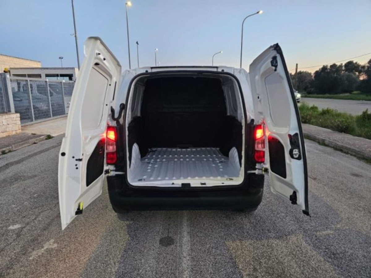 Opel Combo Furgone Cargo 1.5 Diesel 100CV PC 650kg Edition (7)