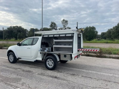 Mitsubishi L200 2.5 DI-D/136CV Club Cab Invite DPF (9)
