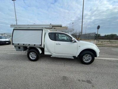 Mitsubishi L200 2.5 DI-D/136CV Club Cab Invite DPF (4)