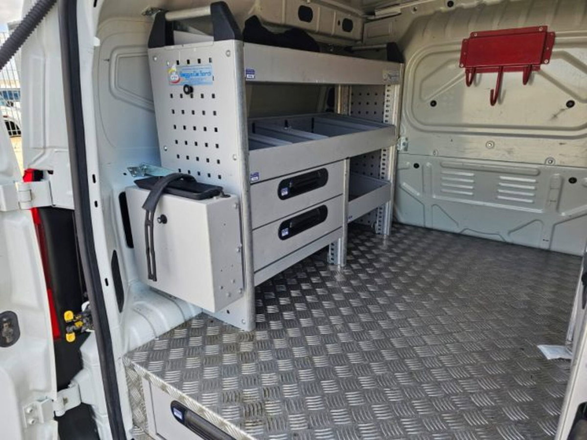Fiat Fiorino qubo N1 1.3 mjt 95cv SX (12)