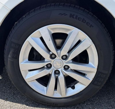 Peugeot 308 BlueHDi 100 S&S Active (13)