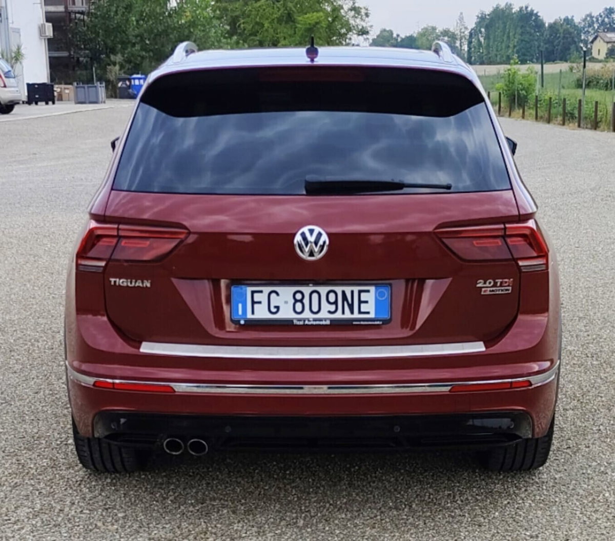 Volkswagen Tiguan 2.0 BiTDI SCR DSG 4MOTION Executive R-Line BMT (7)