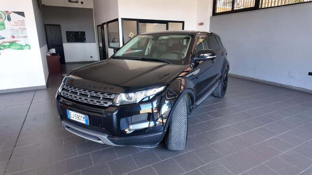 Land Rover Range Rover Evoque 2.2 TD4 5p. Pure (2)