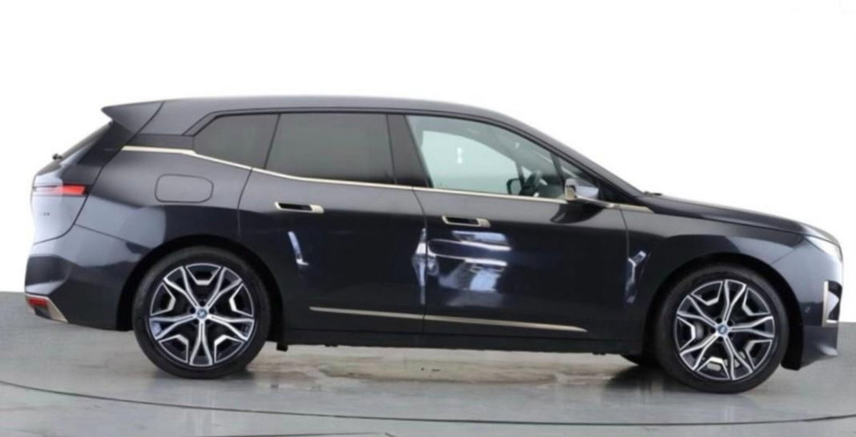 BMW iX xdrive60