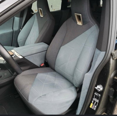 BMW iX xdrive60 (6)