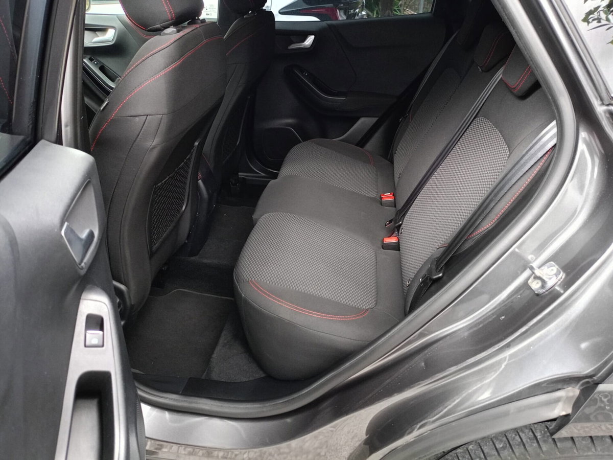 Ford Puma 1.0 EcoBoost Hybrid 125 CV S&S aut. ST-Line X (14)