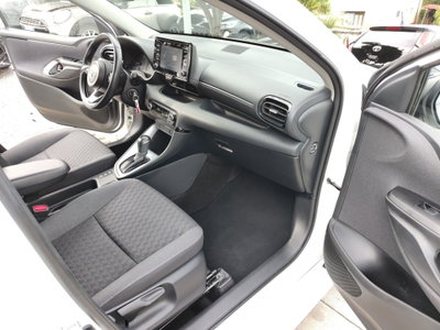 Toyota Yaris Cross 1.5h GR Sport Black Sky fwd 116cv e-cvt (18)