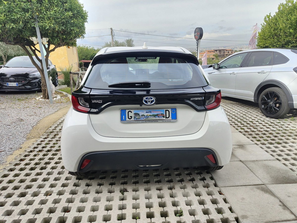 Toyota Yaris Cross 1.5h GR Sport Black Sky fwd 116cv e-cvt (7)