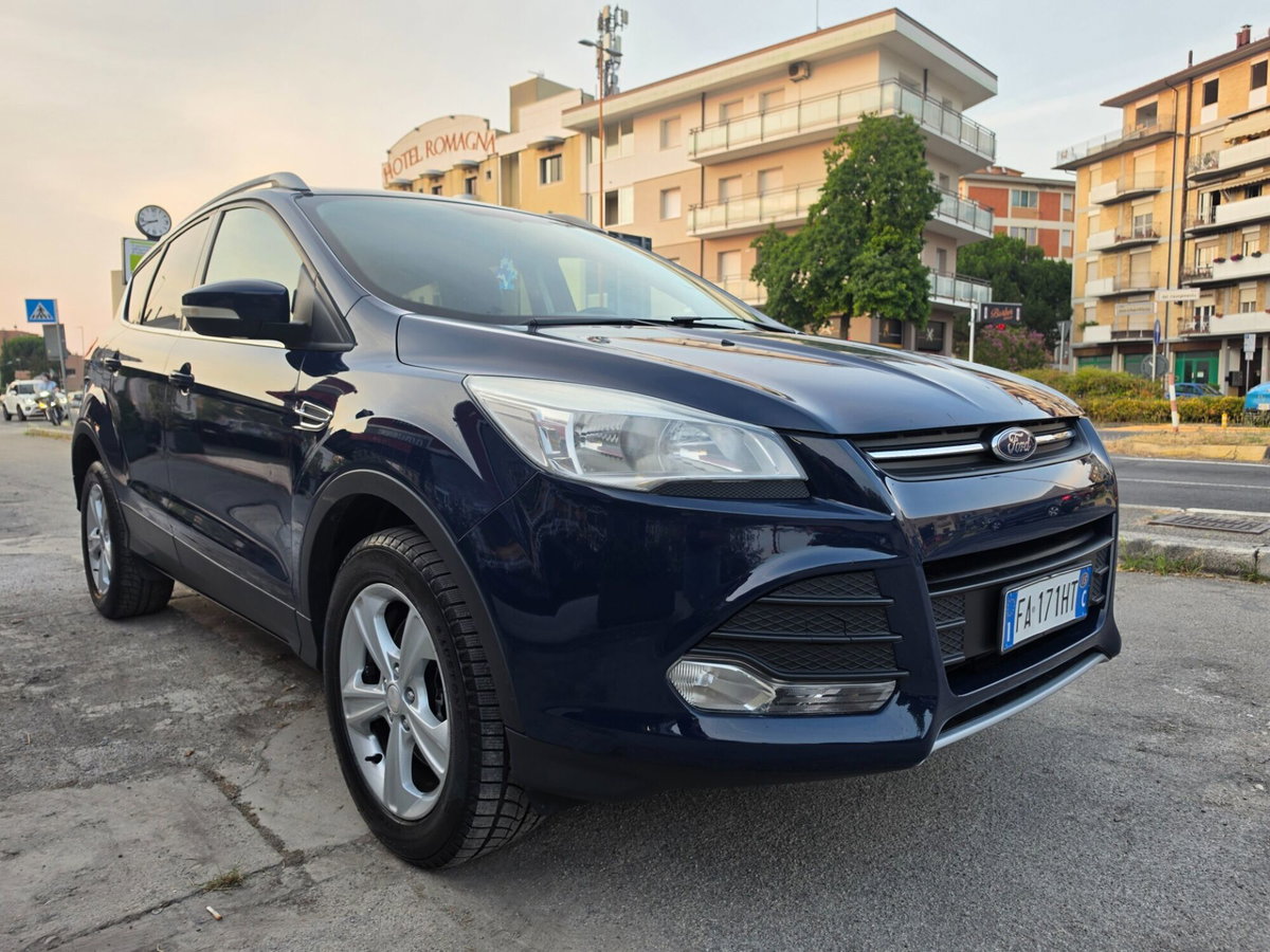 Ford Kuga 2.0 TDCI 120 CV S&S 2WD Titanium