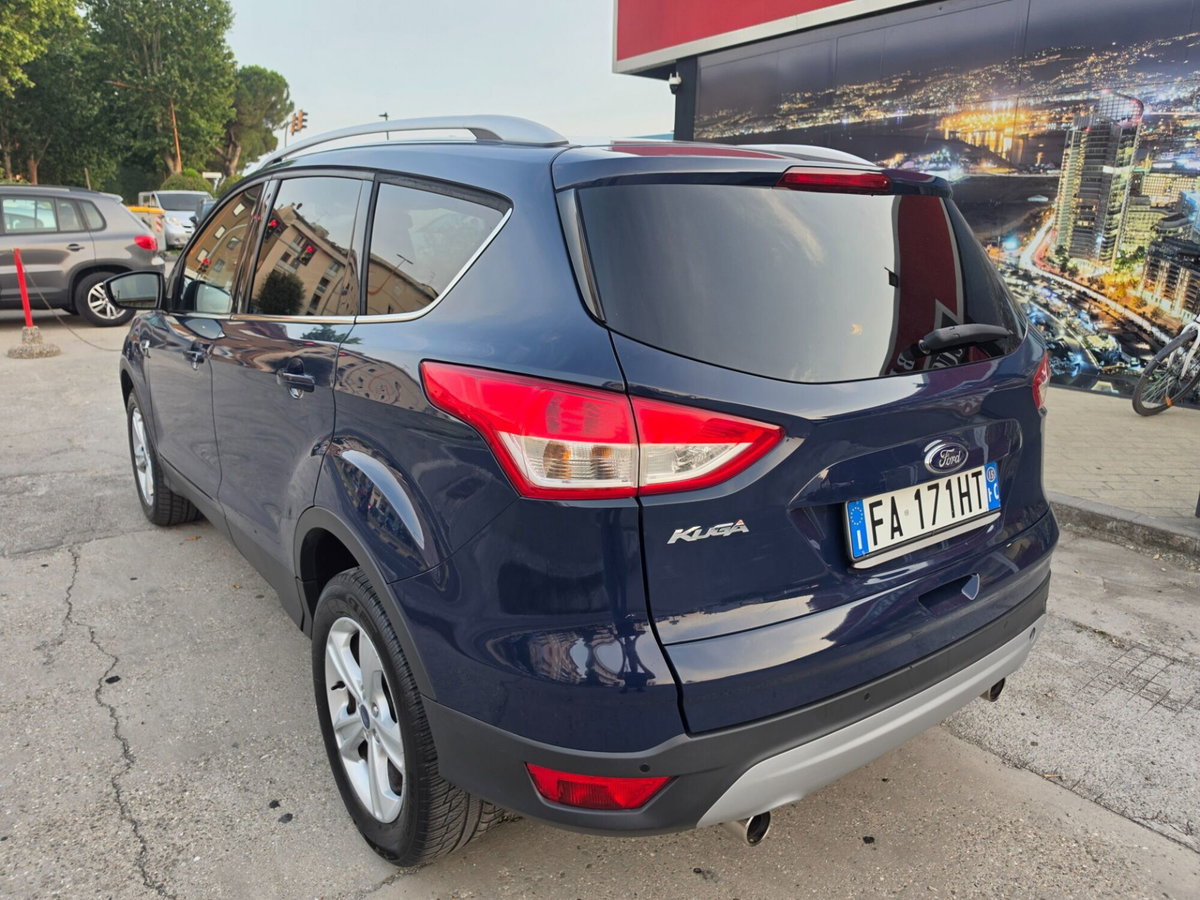 Ford Kuga 2.0 TDCI 120 CV S&S 2WD Titanium (4)