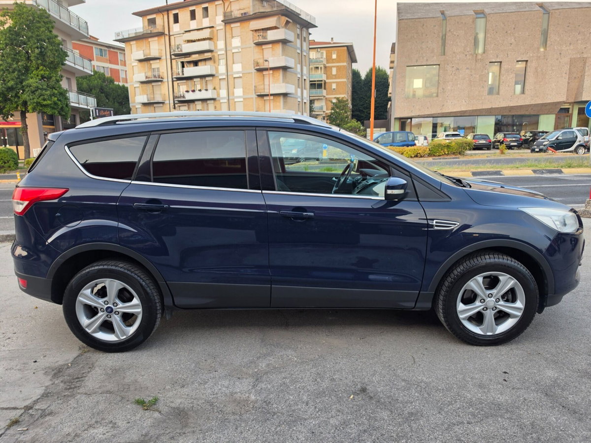 Ford Kuga 2.0 TDCI 120 CV S&S 2WD Titanium (8)