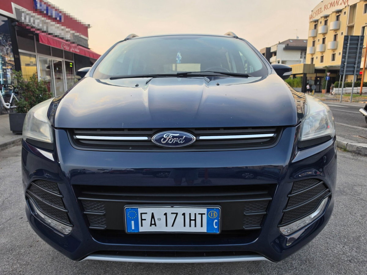 Ford Kuga 2.0 TDCI 120 CV S&S 2WD Titanium (9)