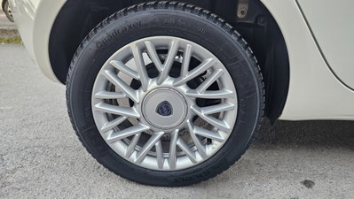 Lancia Ypsilon 1.3 MJT 16V 95 CV 5 porte S&S Elle (4)