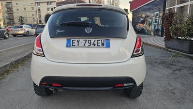 Lancia Ypsilon 1.3 MJT 16V 95 CV 5 porte S&S Elle (6)