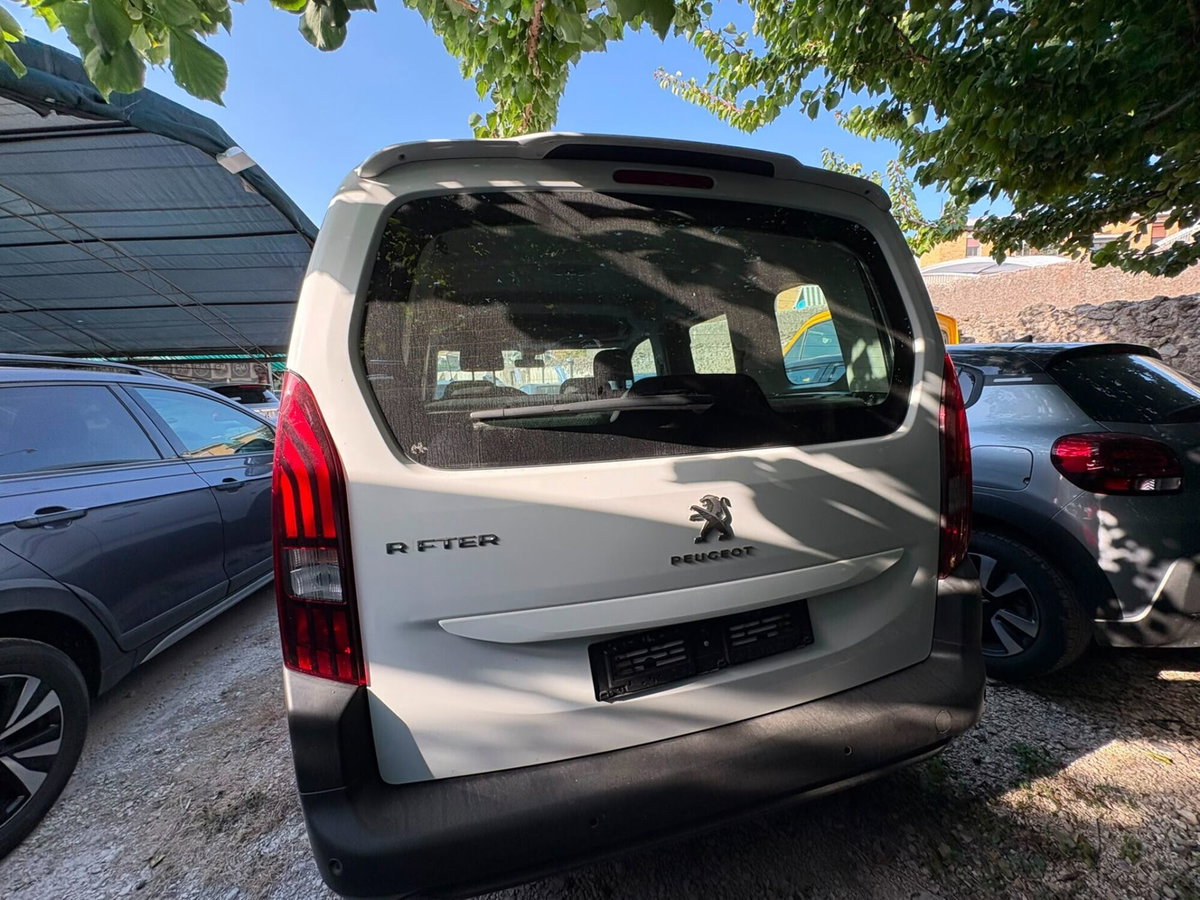 Peugeot Rifter mix 1.2 puretech 110cv Allure S&S (9)