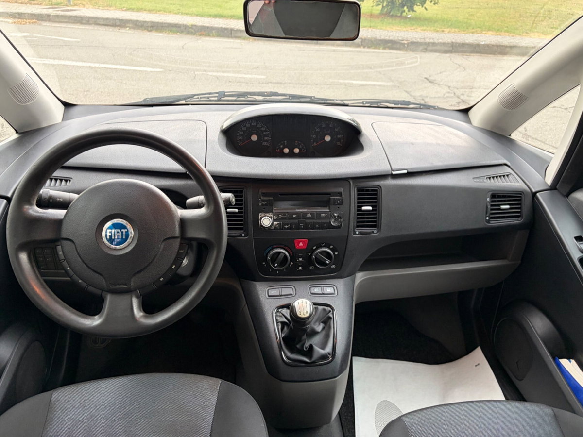 Fiat Idea 1.3 Multijet 16V Dynamic (8)