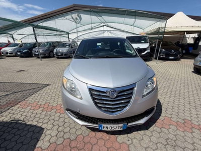 Lancia Ypsilon 1.3 MJT 16V 95 CV 5 porte S&S Silver (5)