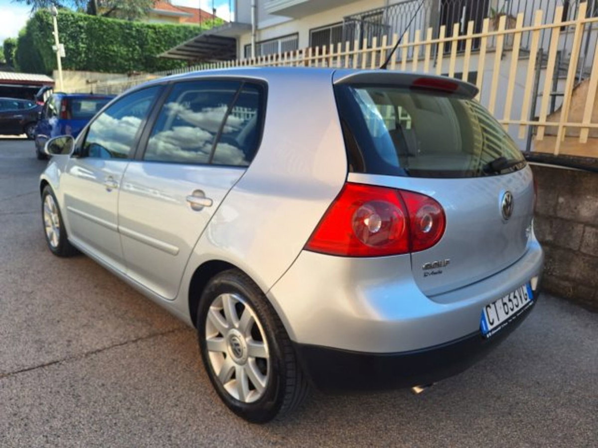 Volkswagen Golf 2.0 16V TDI 4mot. 5p. Sportline (4)