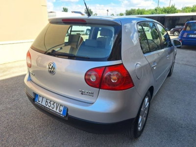 Volkswagen Golf 2.0 16V TDI 4mot. 5p. Sportline (6)