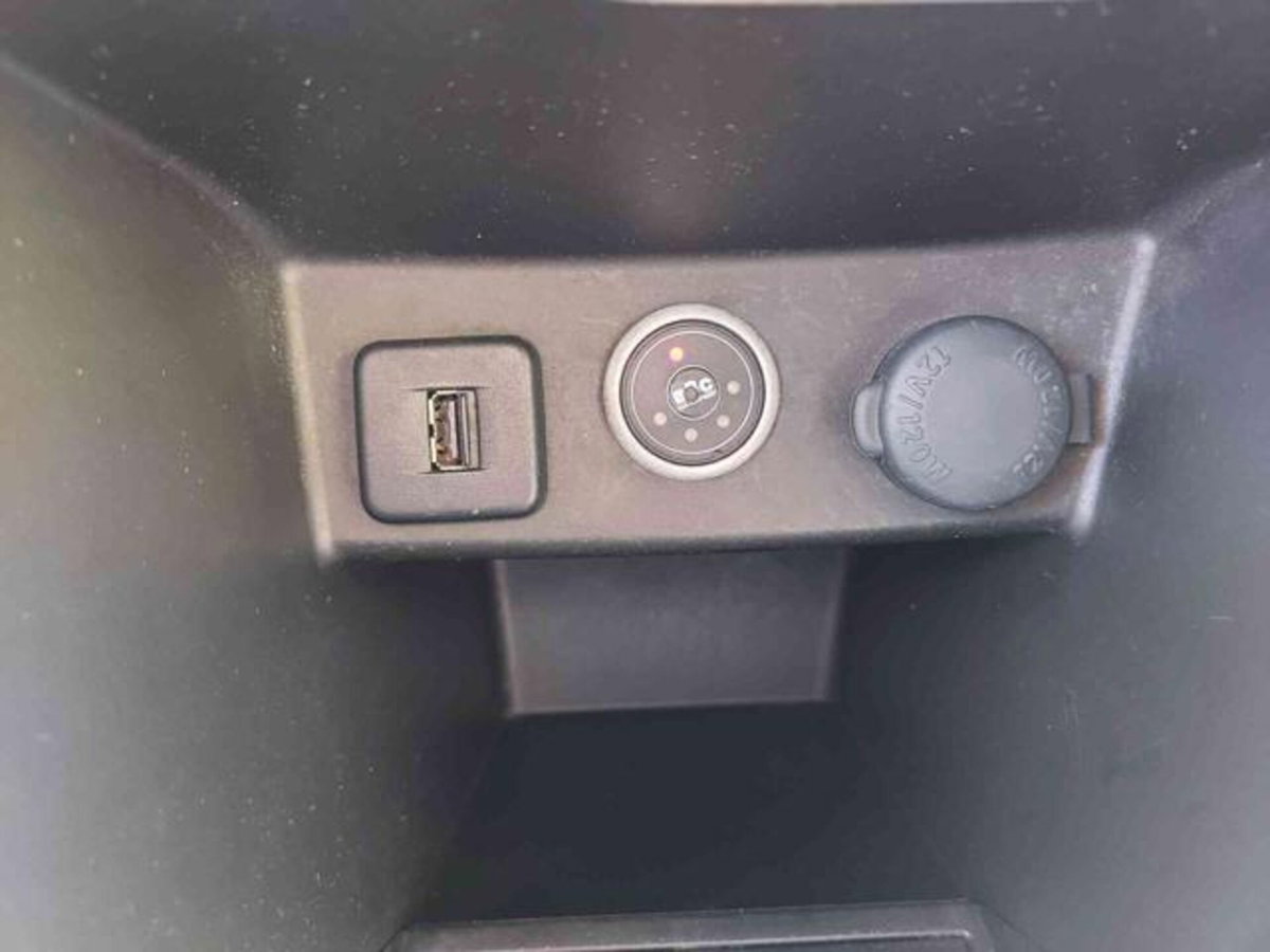 Suzuki Swift 1.2 VVT 4WD 5 porte GL Style (10)