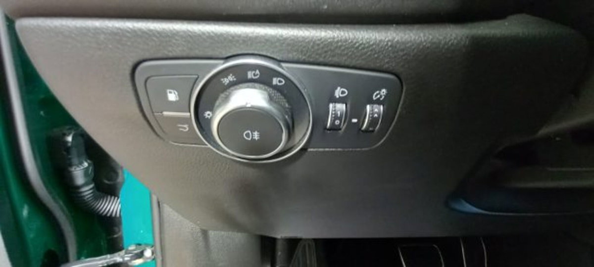 Alfa Romeo Tonale 1.3 phev Sprint Q4 280cv at6 (17)