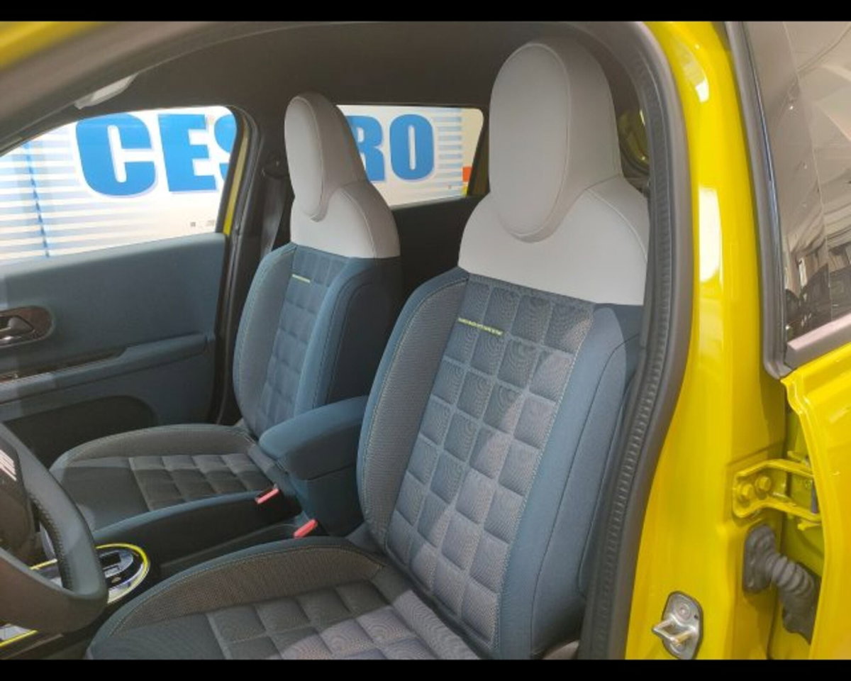 Fiat Grande Panda 1.2 hybrid La Prima 110cv edct (18)