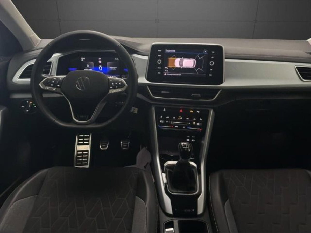 Volkswagen T-Roc 1.0 tsi Life 115cv (11)
