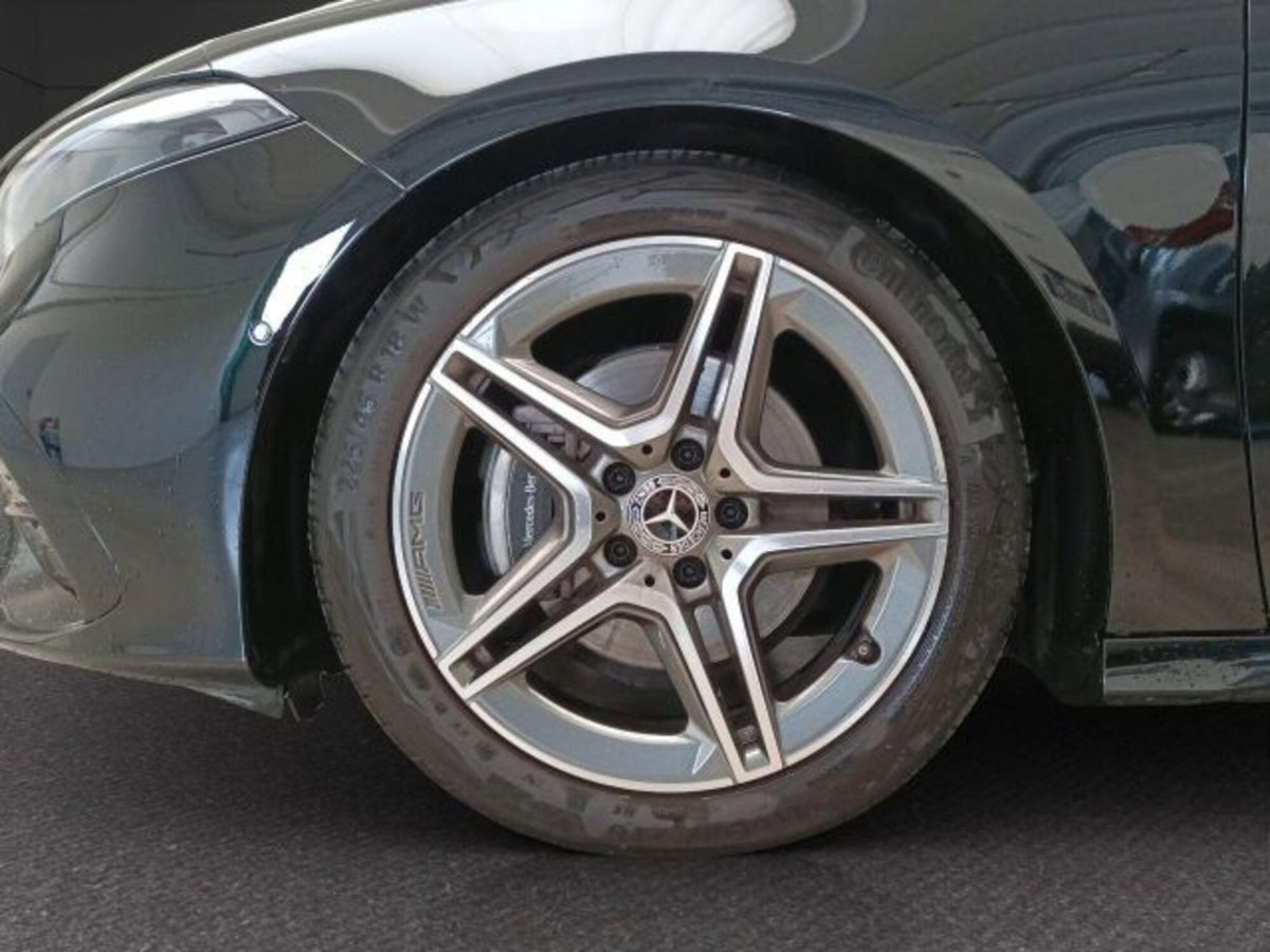 Mercedes-Benz Classe A Sedan 180 AMG Line Premium Plus auto (8)