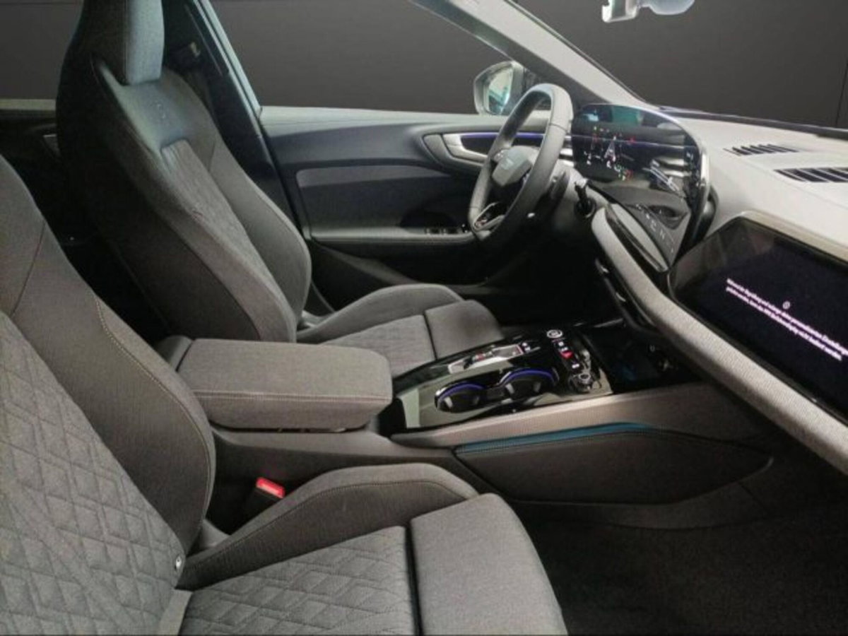 Audi A5 Avant 2.0 tdi mhev+ S line edition 204cv s-tronic (14)