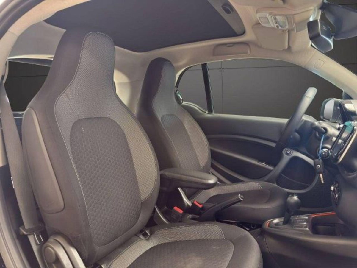 smart Fortwo EQ Passion Nightsky (10)