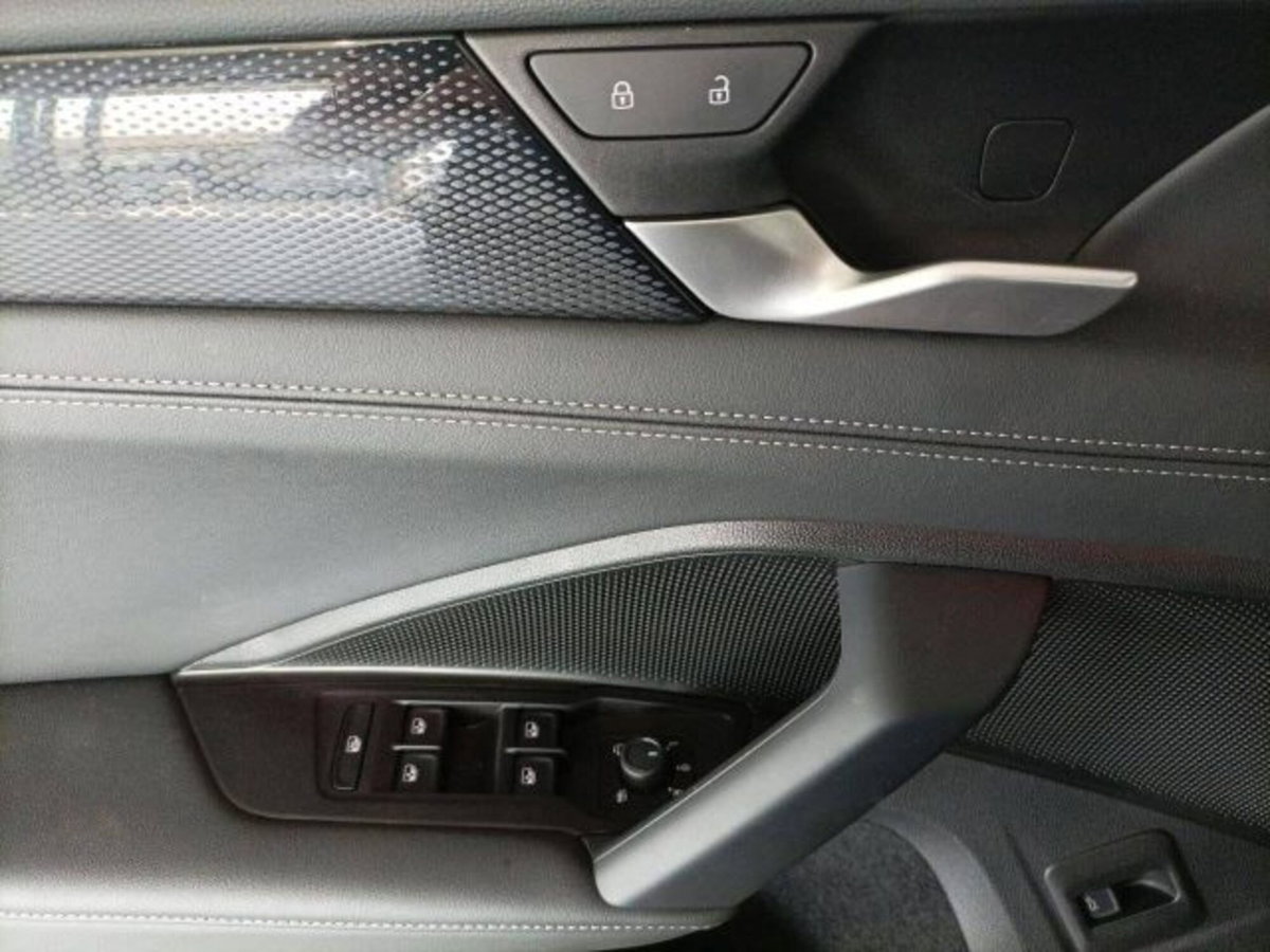 Volkswagen Tiguan 2.0 tdi Life 150cv dsg (18)