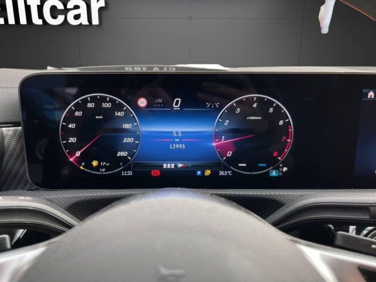 Mercedes-Benz CLA Shooting Brake 180 Automatic Shooting Brake Executive (16)