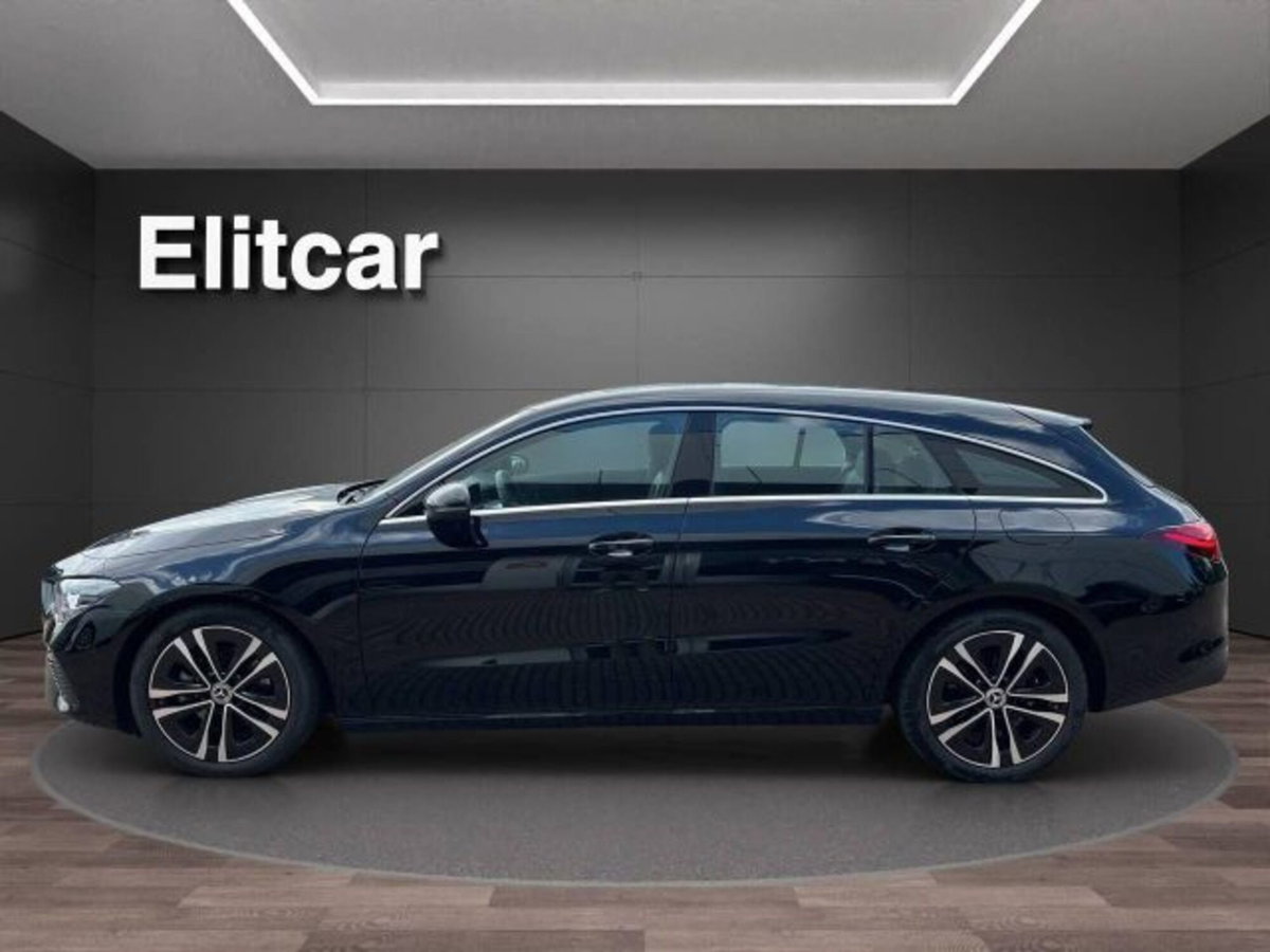 Mercedes-Benz CLA Shooting Brake 180 Automatic Shooting Brake Executive (2)