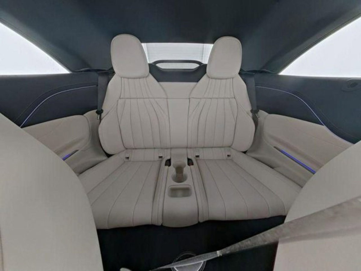 Mercedes-Benz CLE Cabrio 220 d AMG Line Premium Plus auto (7)