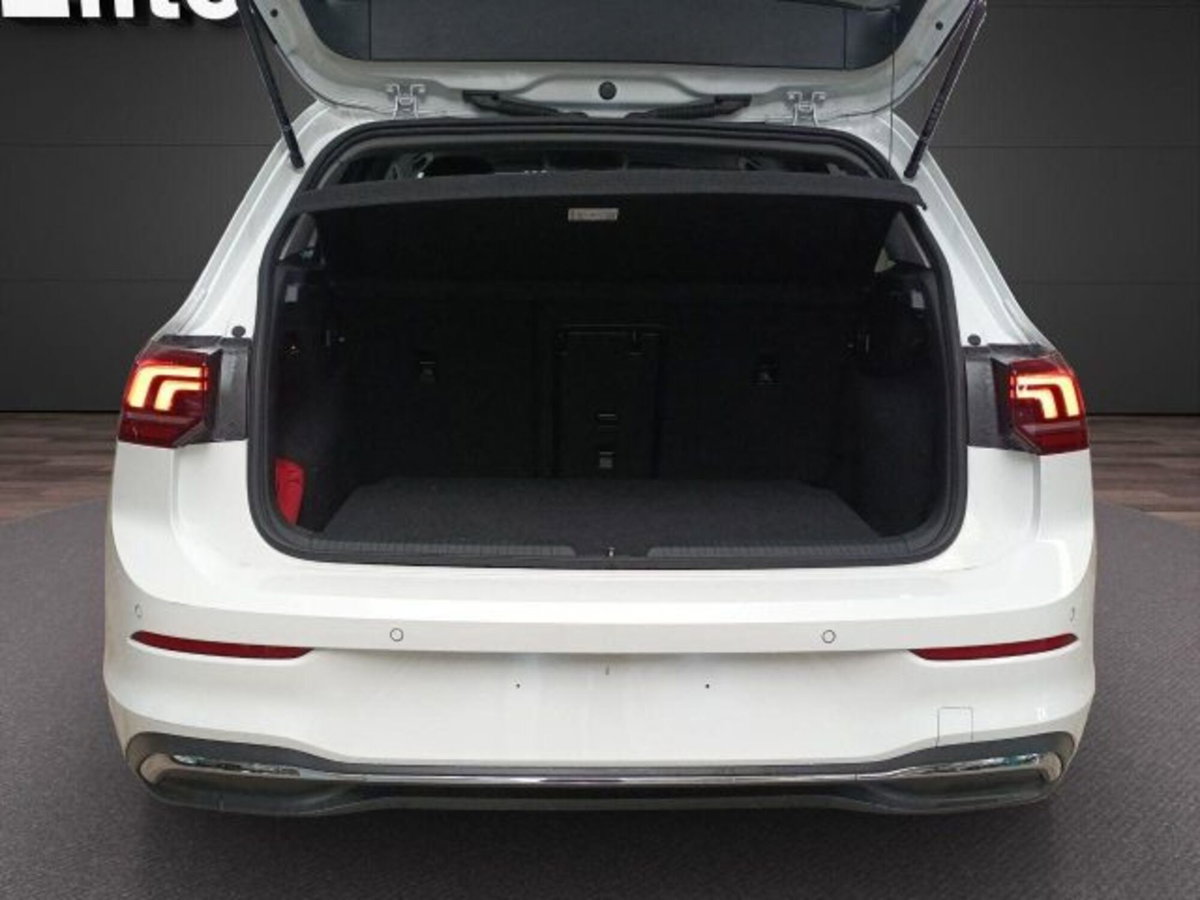 Volkswagen Golf 1.5 tsi Life 150cv (16)