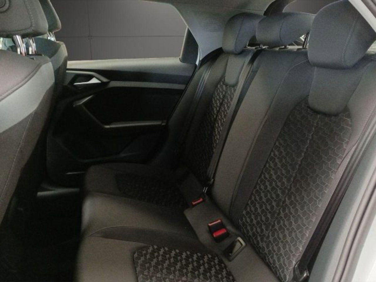 Audi A1 Sportback 30 TFSI S tronic S line edition (15)
