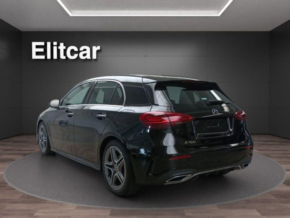 Mercedes-Benz Classe A Sedan 180 AMG Line Premium Plus auto (5)
