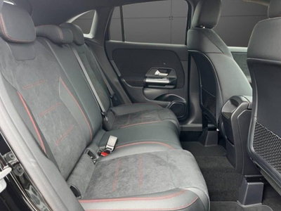 Mercedes-Benz GLA SUV 200 d AMG Line Advanced Plus 4matic auto (10)