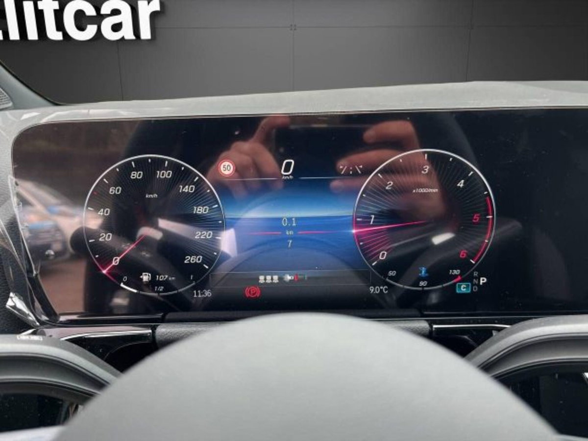 Mercedes-Benz GLA SUV 200 d AMG Line Advanced Plus 4matic auto (15)