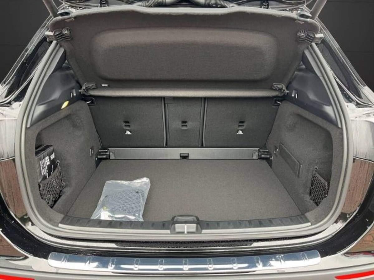Mercedes-Benz GLA SUV 200 d AMG Line Advanced Plus 4matic auto (5)